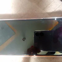 گوشی در حد بدون نقطه