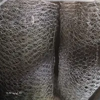 فنس فلزی