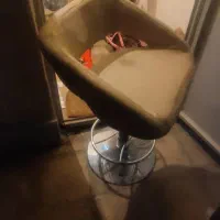 صندلی جک دار مناسب مغازه. ارایشگاه