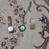چندتا وسایل قدیمی دارم