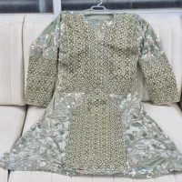 لباس بلوچی سبز