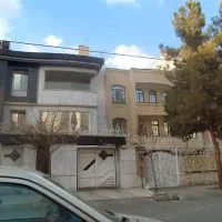 ویلایی 260 متری دارای 8 سقف پروانه/ جنوبی