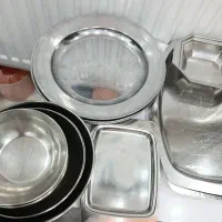 تعدادی وسایل منزل ظروف استیل و دکوری عتیقه