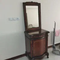آینه و کنسول