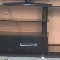میزتلویزیون شیشه ای کارکرده