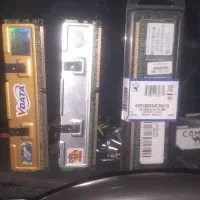 سه تا رم کامپیوتر و لامپ گازی