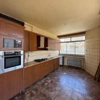 ساختمان ویلایی راه جدا/ ۲۰۰ متر / دانشکده خ بهشتی