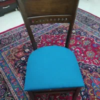 صندلی چوبی