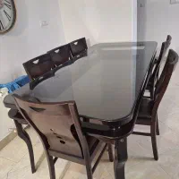 میز ناهار خوری ۸ نفره کاملا نو و سالم