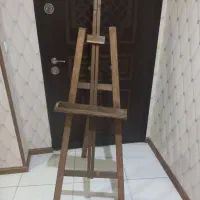 سه پایه بوم نقاشی
