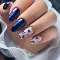 ناخن کار ماهر و اصلاح کار صورت
