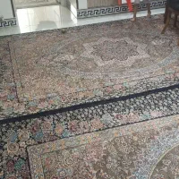 دوعدد فرش یکی شیش ویکی نه متری