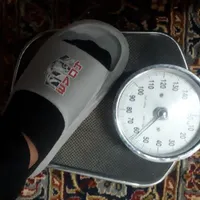 ترازو عقربه ای قدیمی ولی سالم و معرکه|کلکسیون اشیاء عتیقه|تهران, اختیاریه|دیوار