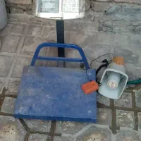 ترازو وبلندگو