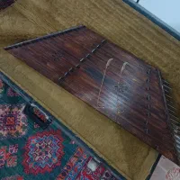 سنتور|سازهای سنتی|اصفهان, ناصرخسرو|دیوار