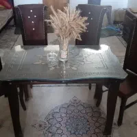 میز غذاخوری ۴ نفره