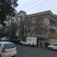 265 متر ویلایی جنوبی  آسانسور دارد