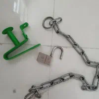 قفل و زنجیر