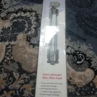 سه پایه دوربین