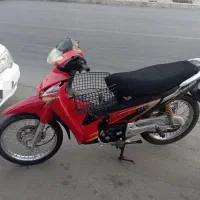 موتور سیکلت لاکی پیشرو ۱۲۵