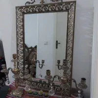 آینه و شمعدان برنز