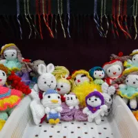 عروسک قلاب بافی