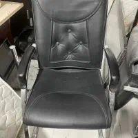 صندلی اداری چرم و استیل