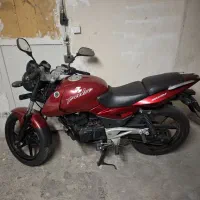 پالسuj4 180
