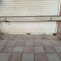 یک عدد سایه بان کالسکه ای مغازه سالم هستش