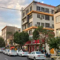 مغازه-نوساز-50-متری-با-2-پارکینگ-سندی