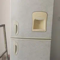 یخچال فریزر کاملا سالم