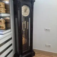 ساعت ایستاده