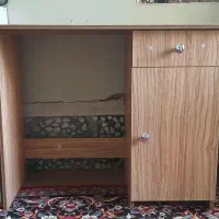 میز تحریر mdf در حد نو همراه با صندلی