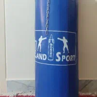 کیسه بوکس و دستکش