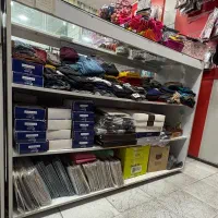 به علت جابه جایی مغازه اکثر کارها به فروش می رسد