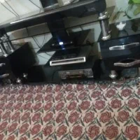 میز  شیشه یی