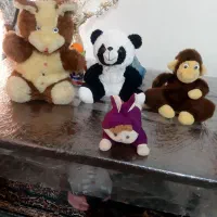عینک آفتابی وعروسک
