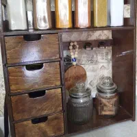 استند چوبی