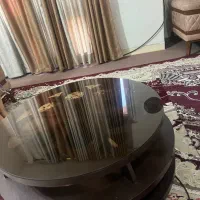 میز وسط و چهار تا عسلی  همراه با ساعت دیواری