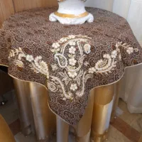 تعدادی رومیزی ترمه و غیر با آستر