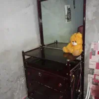 دراور سه کشاو با میز آرایش