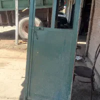 درب حیاط و پنجره ب مقدار ۱ تن