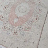 فرش 700شانه گل برجسته 4 متری