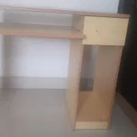 میز کامپیوتر