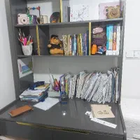کتابخانه ی بزرگ وجادار