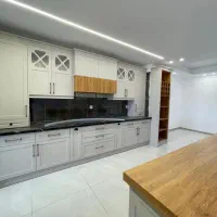 ۱۴۷ متر / عمارت مجلل / رو به آفتاب