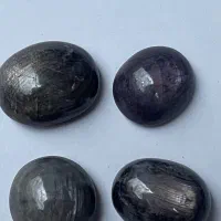 یاقوت کبود طبیعی هیت نشده رنگ خاکستری ۵۰۰ قیراط