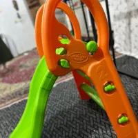 سر سره|اسباب‌بازی بچه|ماکو, |دیوار