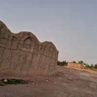 یک قطعه زمین با کاربری صنعتی، تجاری و پخش،