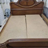 تخت دو نفره چوبی